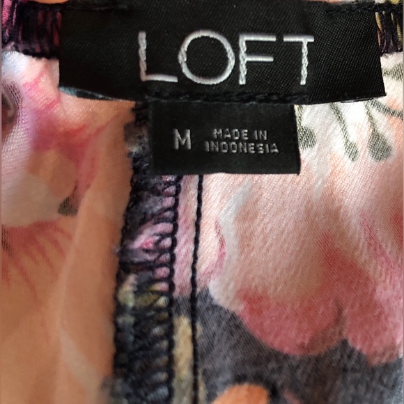 LOFT Floral Lightweight Wide Leg Pants (M) - Picture 4 of 14